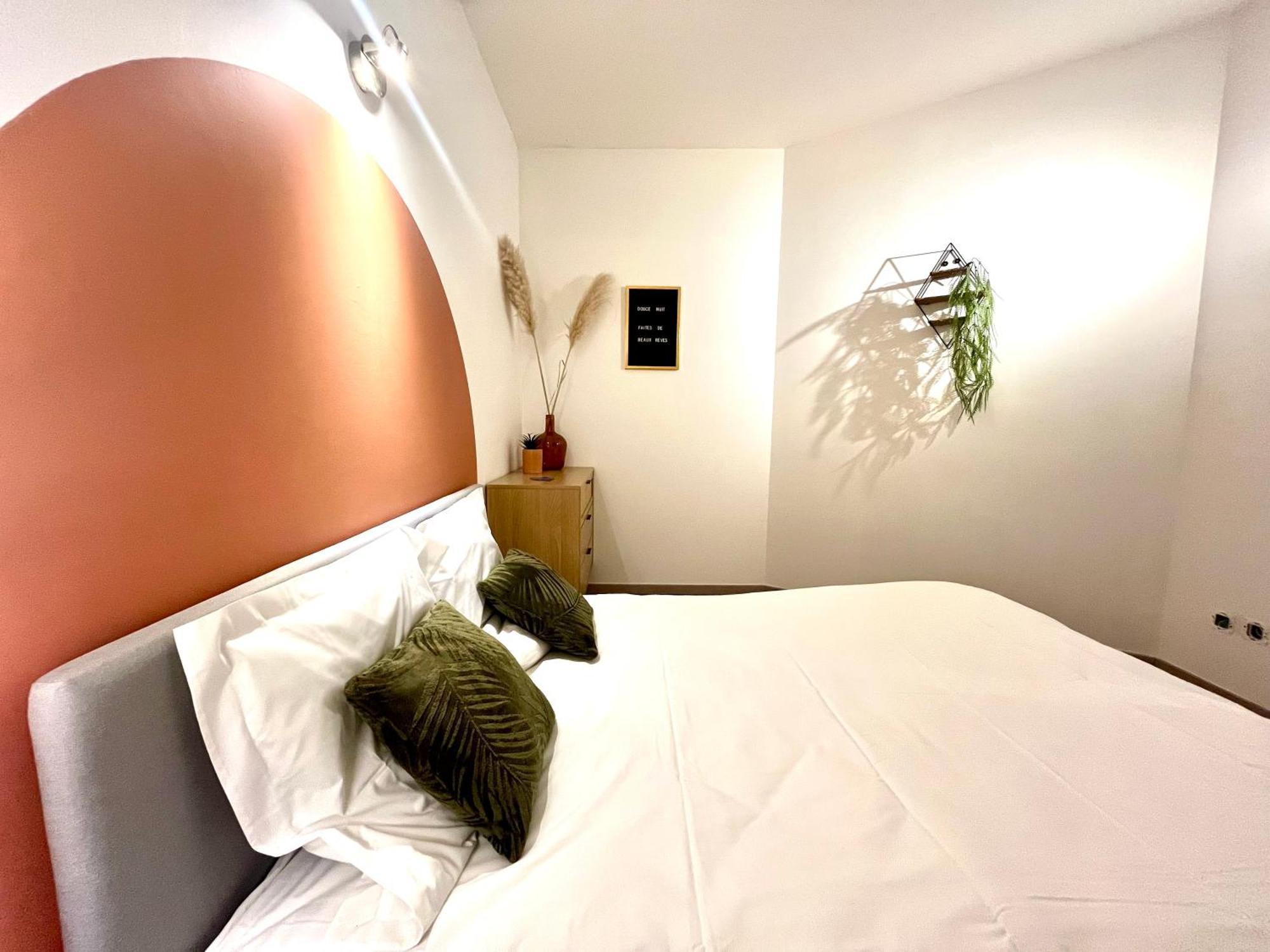 Le Mirror- Hyper Centre Ville Sens Ngoại thất bức ảnh
